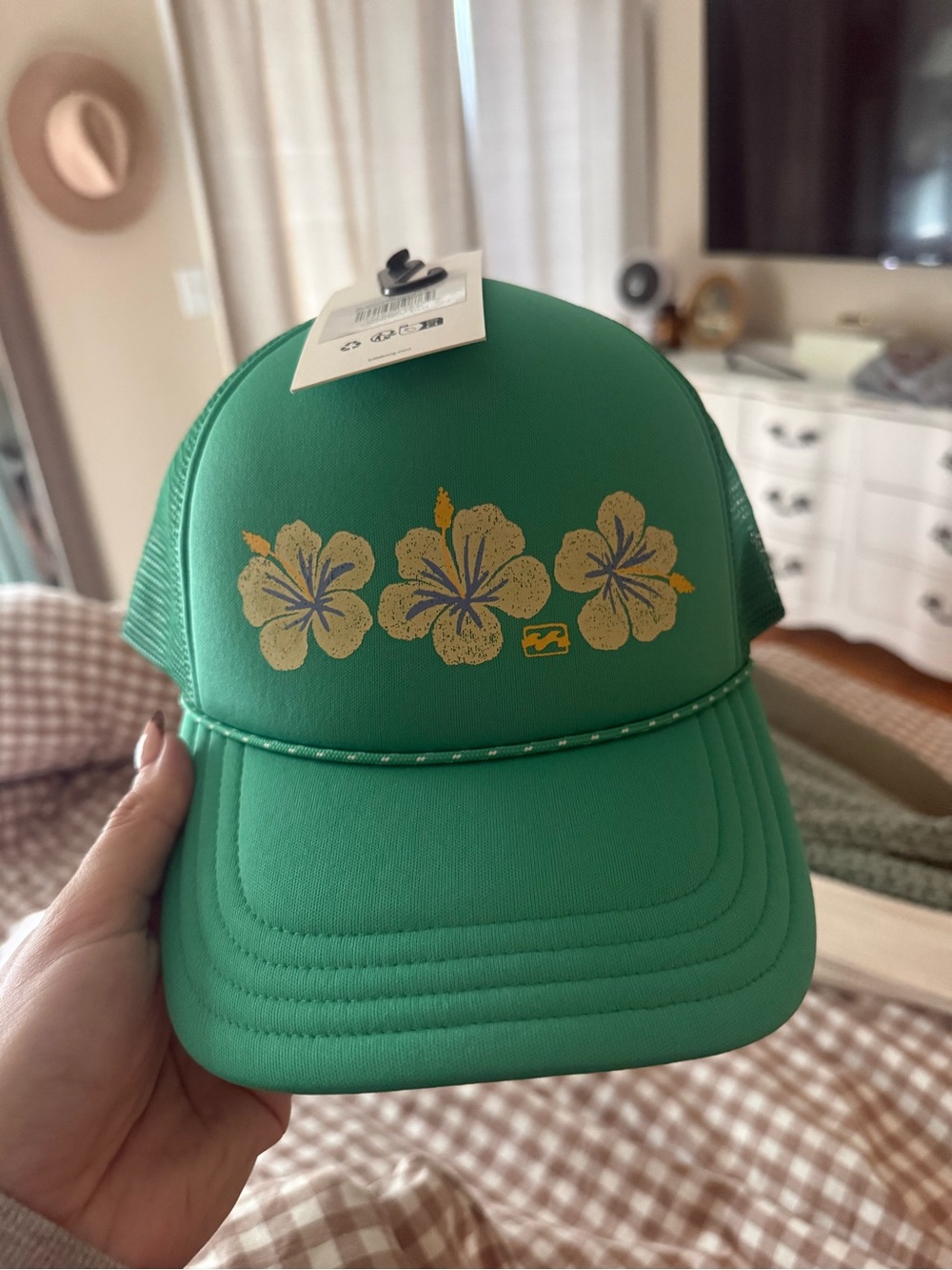 NWT Billabong Green Trucker Hat with Yellow floral Print